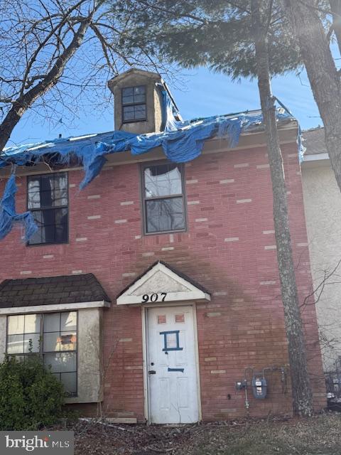 907 Blake Dr — photo