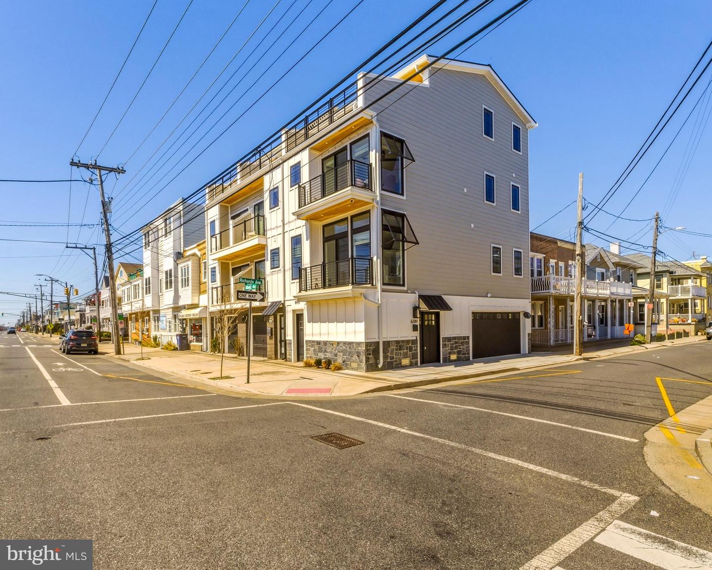 6709 Atlantic Ave — photo