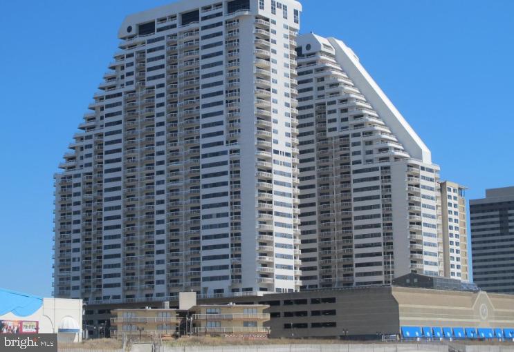 3101 Boardwalk ##909-1 — photo