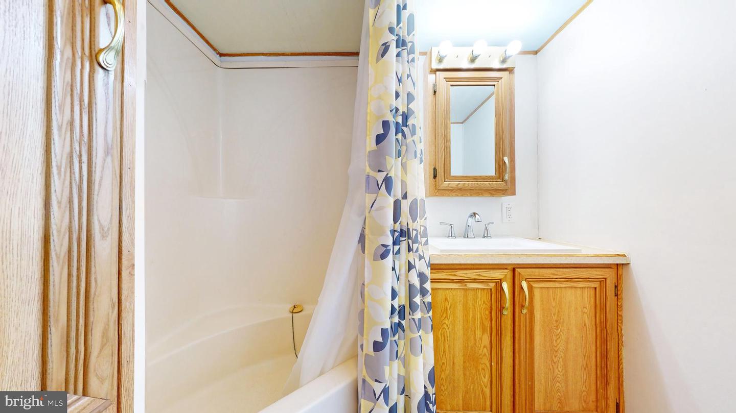 110 Lazy River Camground — photo