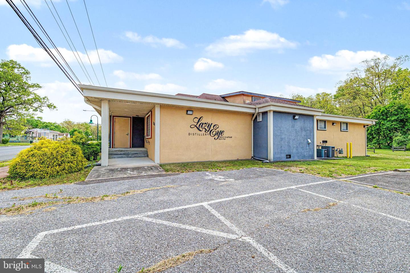 1328 Harding Hwy — photo
