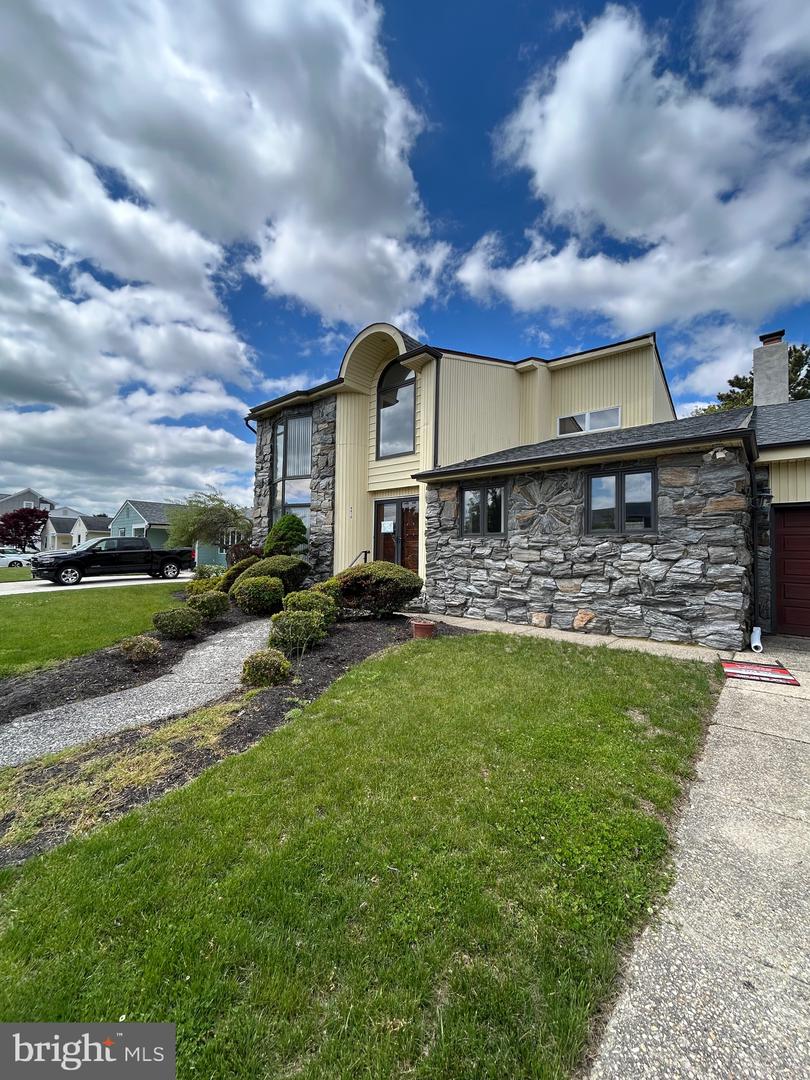 4413 Harbor Beach Blvd — photo
