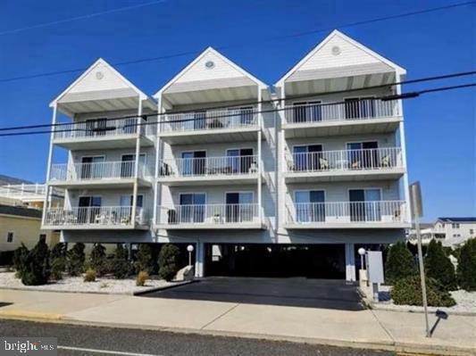 3901 Ocean Ave #2 — photo