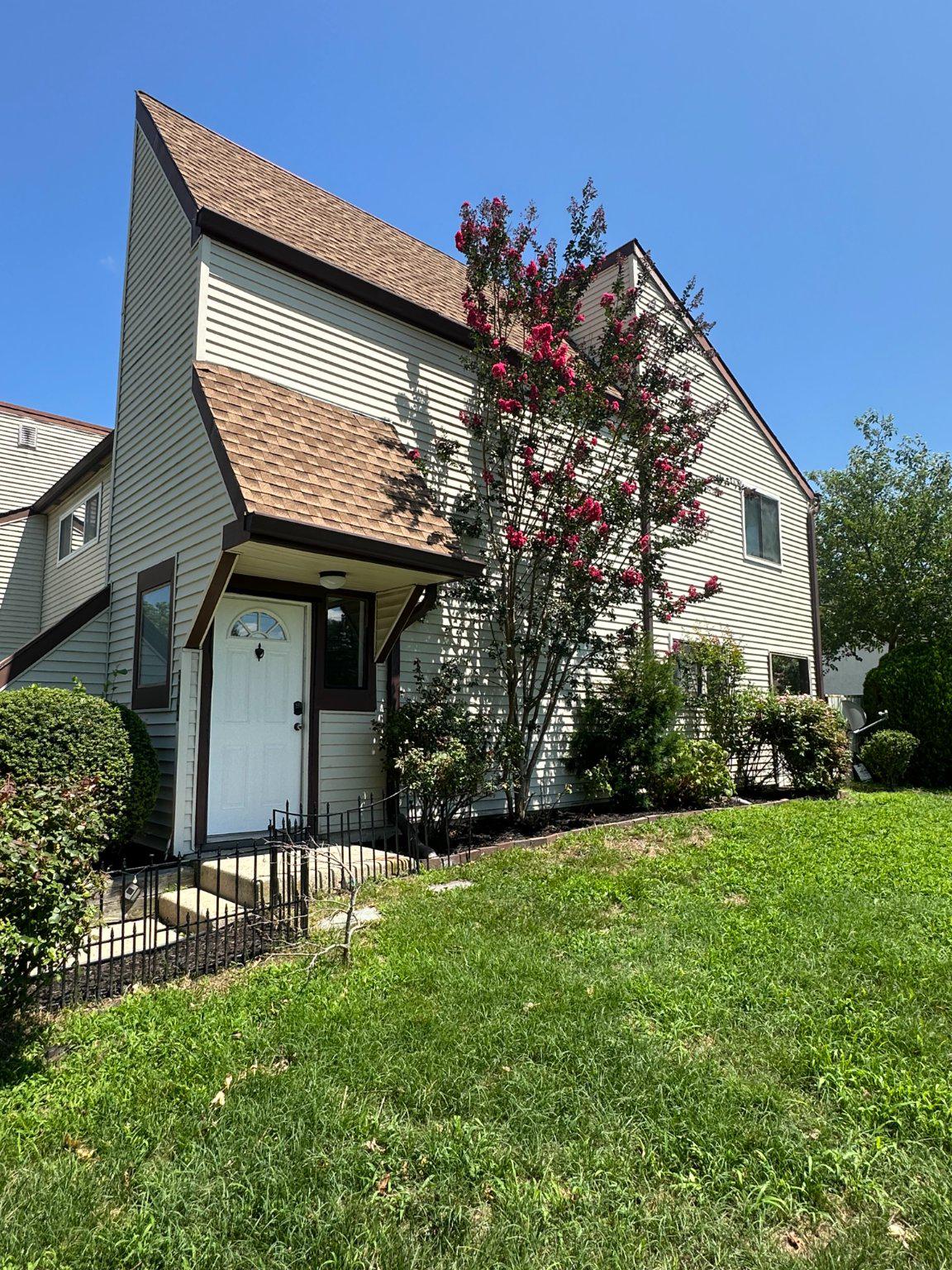 2416 Arbor Ct — photo