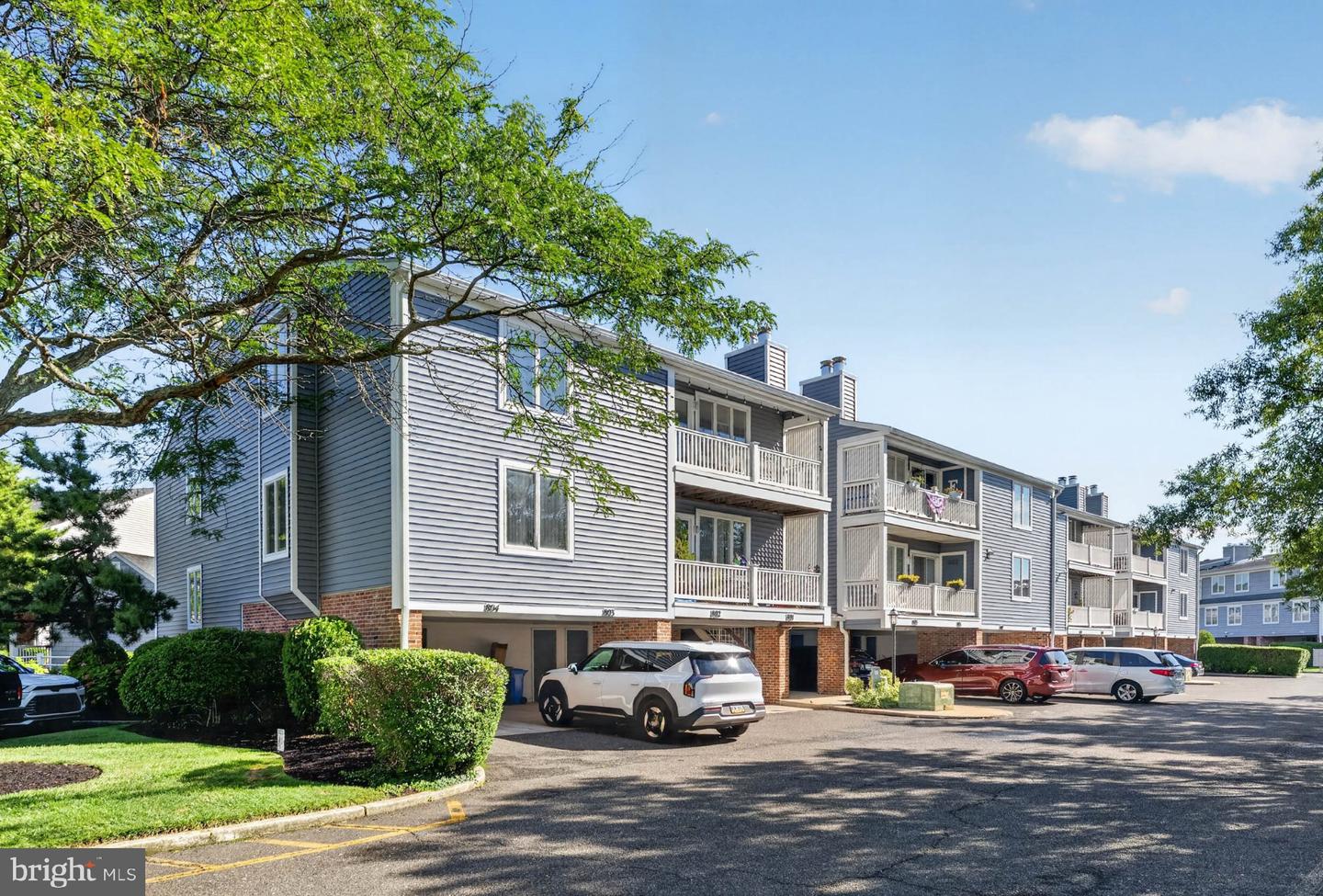 802 Harbour CV CV — photo