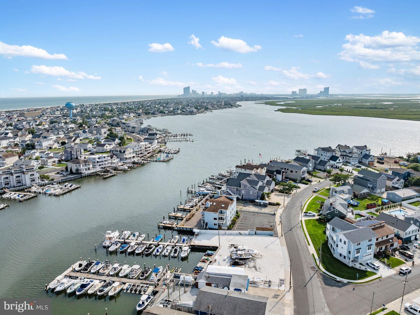 444 W Shore Dr #Apt 4 — photo