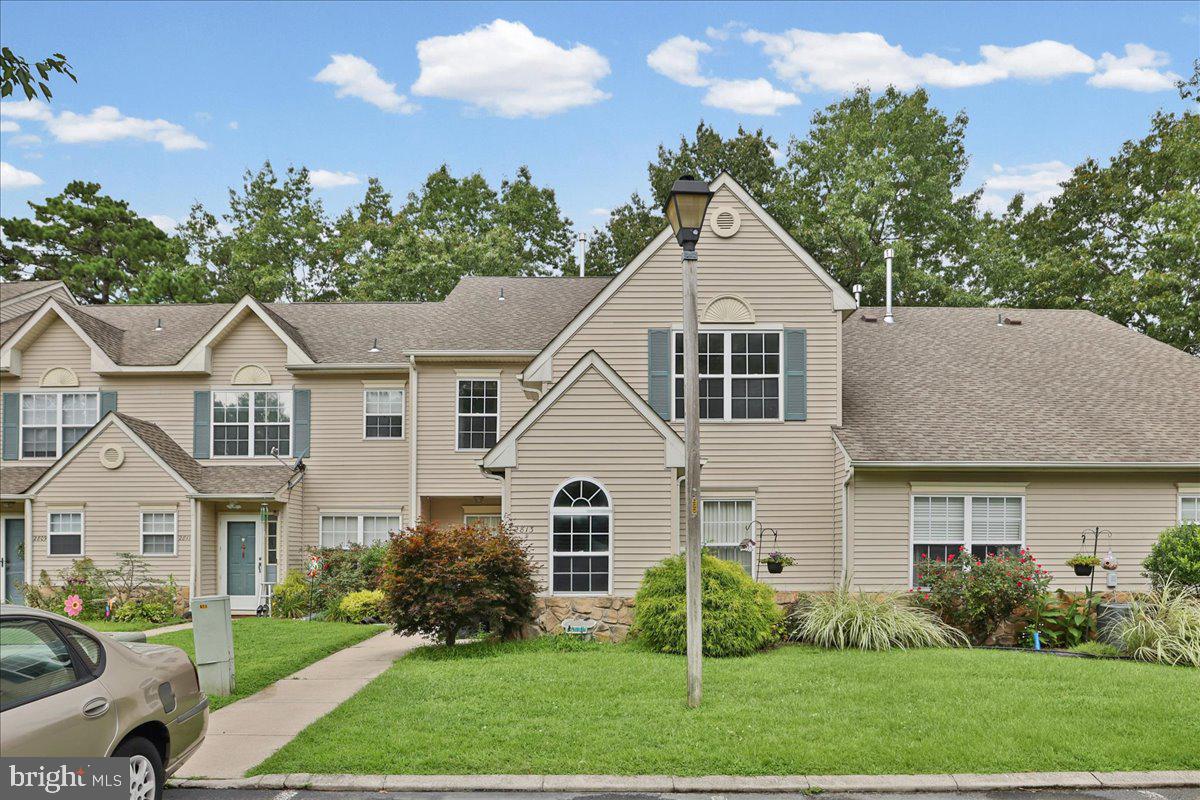 2813 Falcon Ct — photo