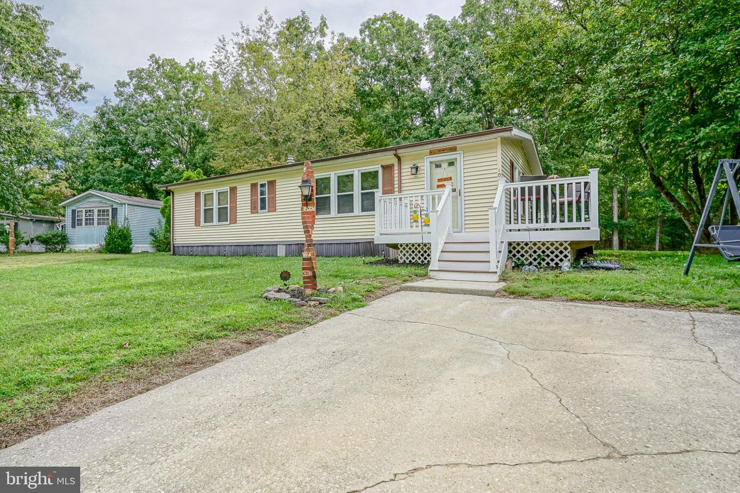109 Alpine Way — photo