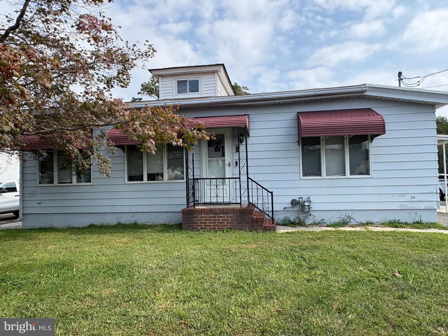 713 S Harding Hwy — photo