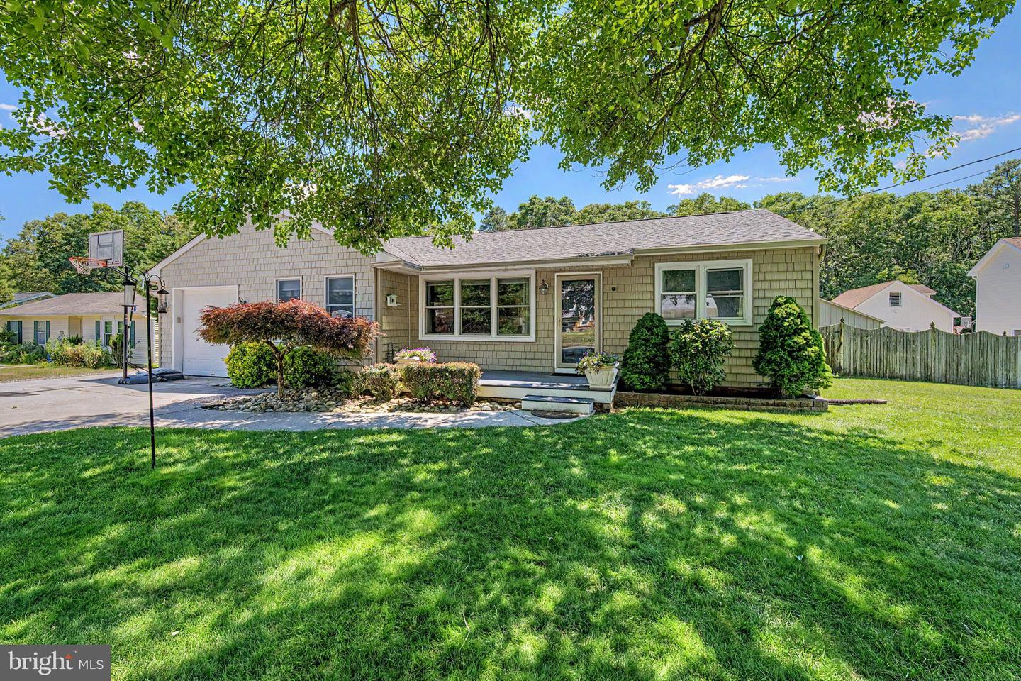 149 Crestview Ave — photo