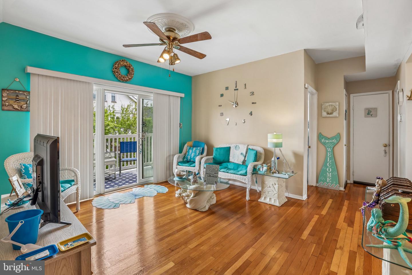 2 Montgomery Ave #B1 — photo