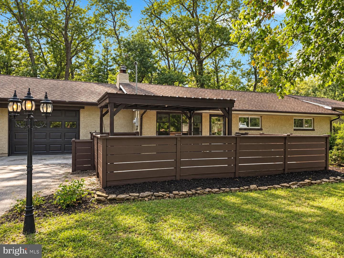 5257 Pleasant Mills Rd — photo