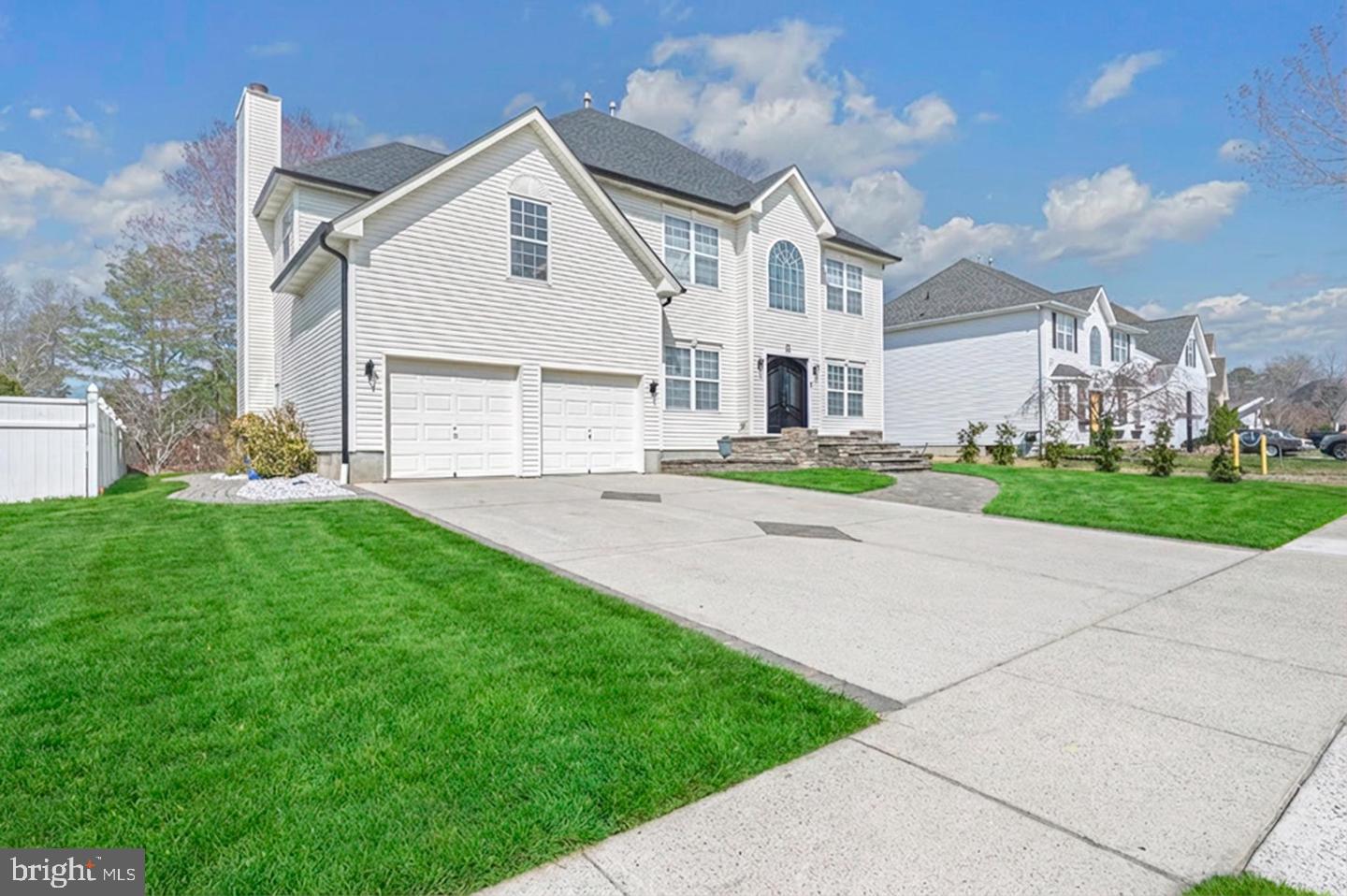 11 Chancellor Park Dr — photo