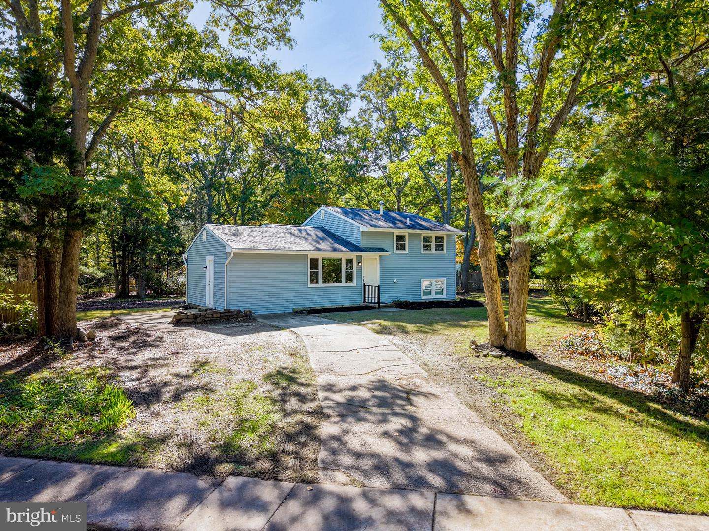 324 E Key Dr — photo
