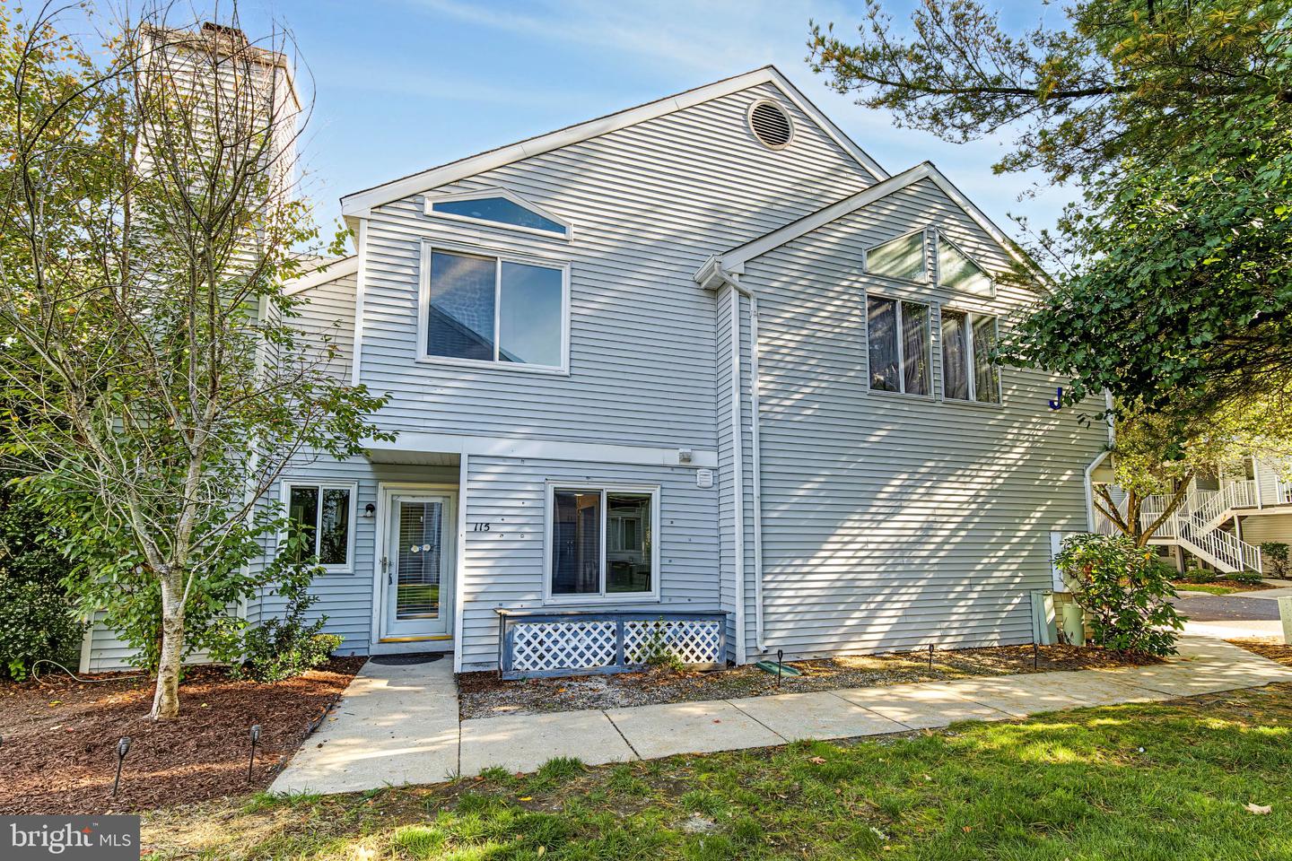 115 Heather Croft — photo