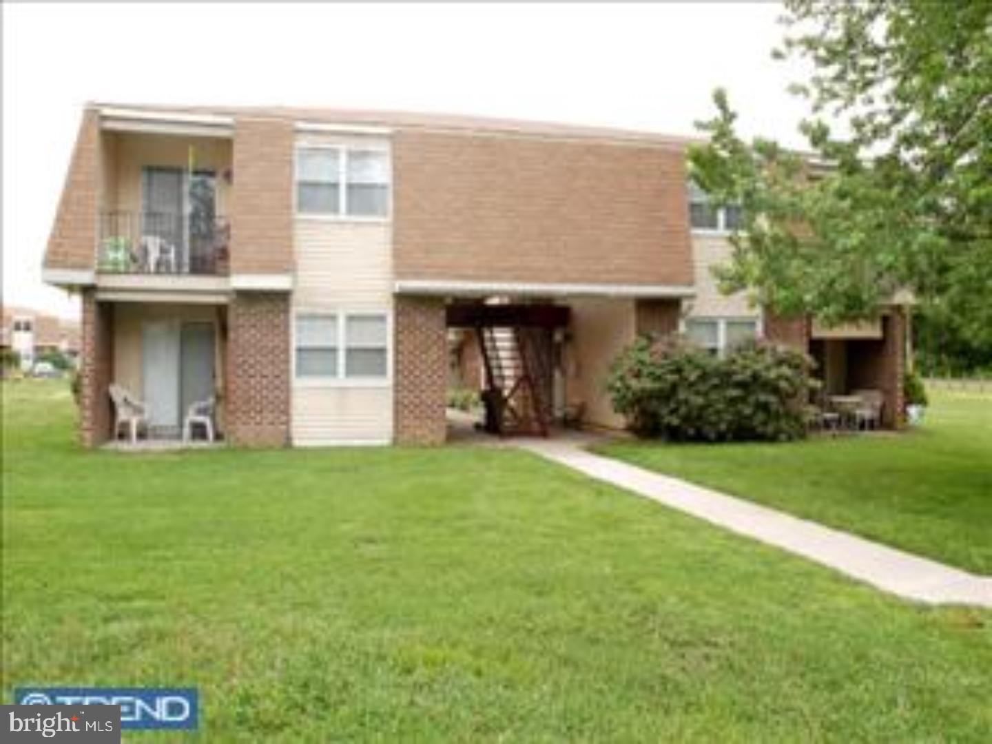 2--6 Florence Tollgate #6 — photo