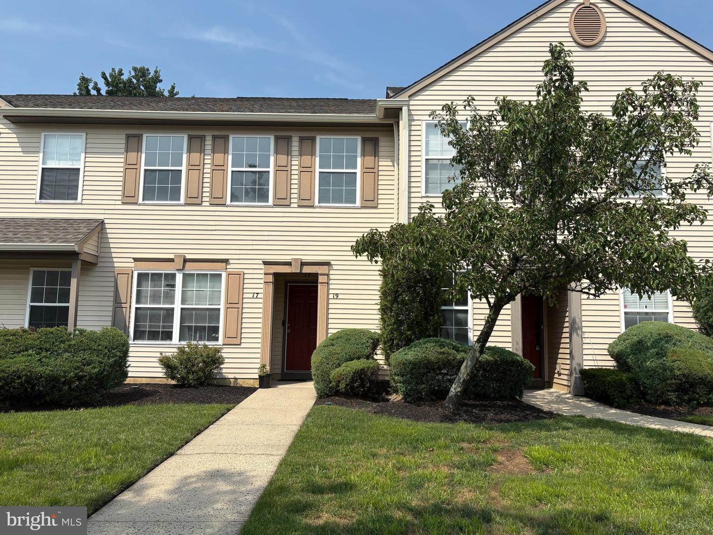 19 Foxglove Dr — photo