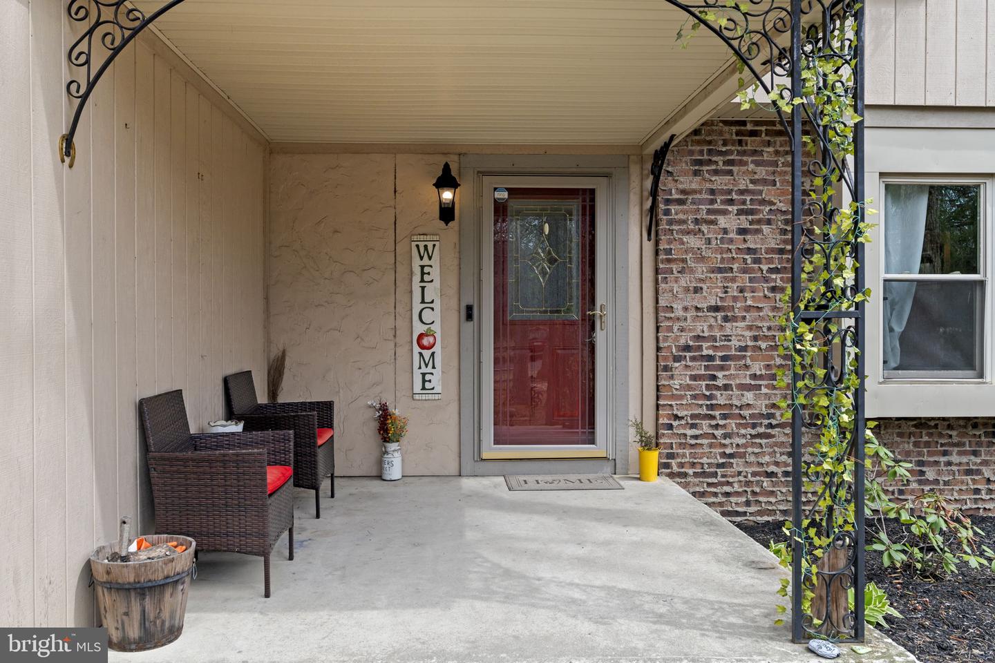 4 Margy Ln — photo