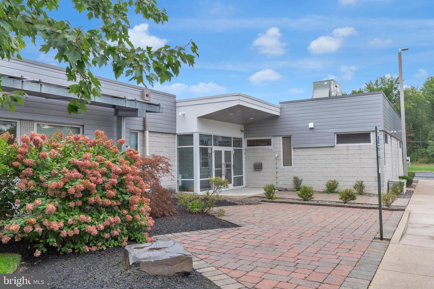 100-B,c & D1 Gaither — photo