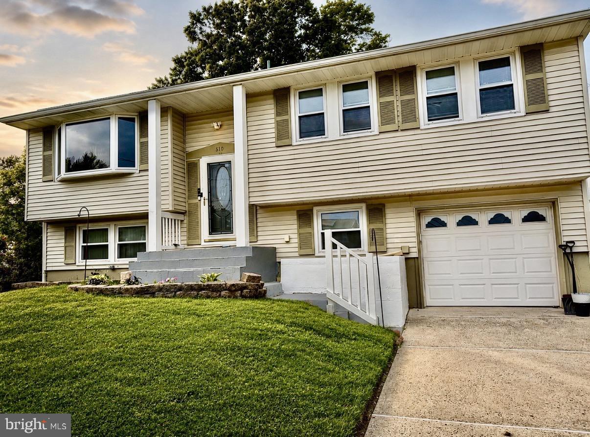 610 Ogden Dr — photo