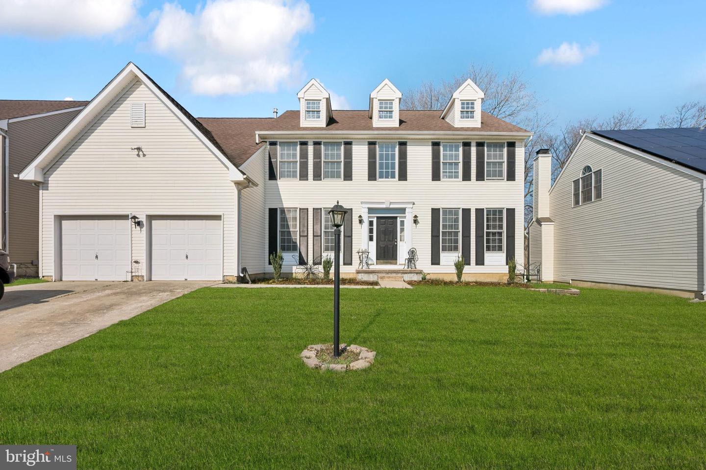 22 Greenbrier — photo