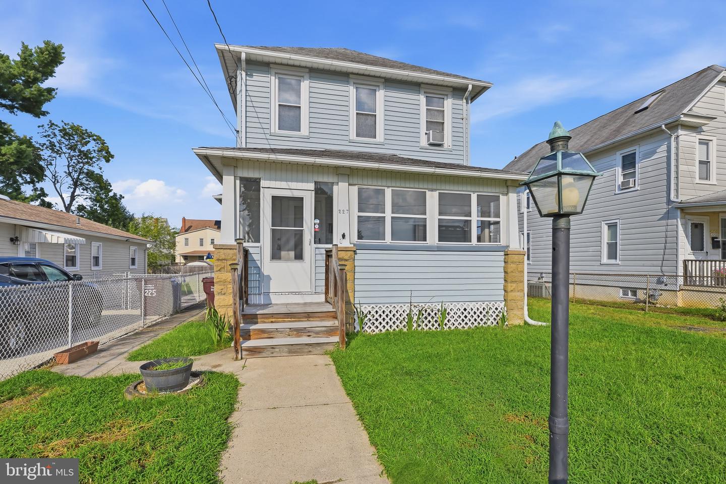 227 Heulings Ave — photo