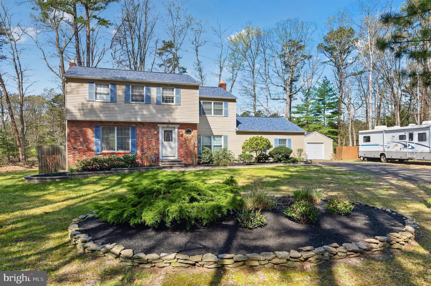 57 Red Oak Dr — photo