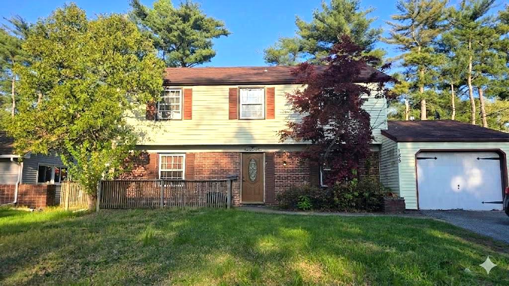 185 Somerset Dr — photo