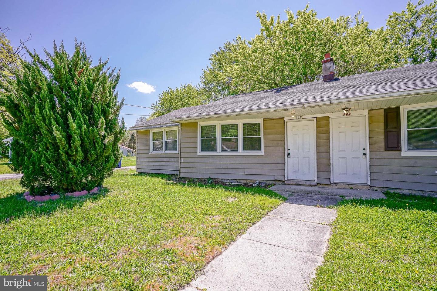 135 Lemmon Ave — photo