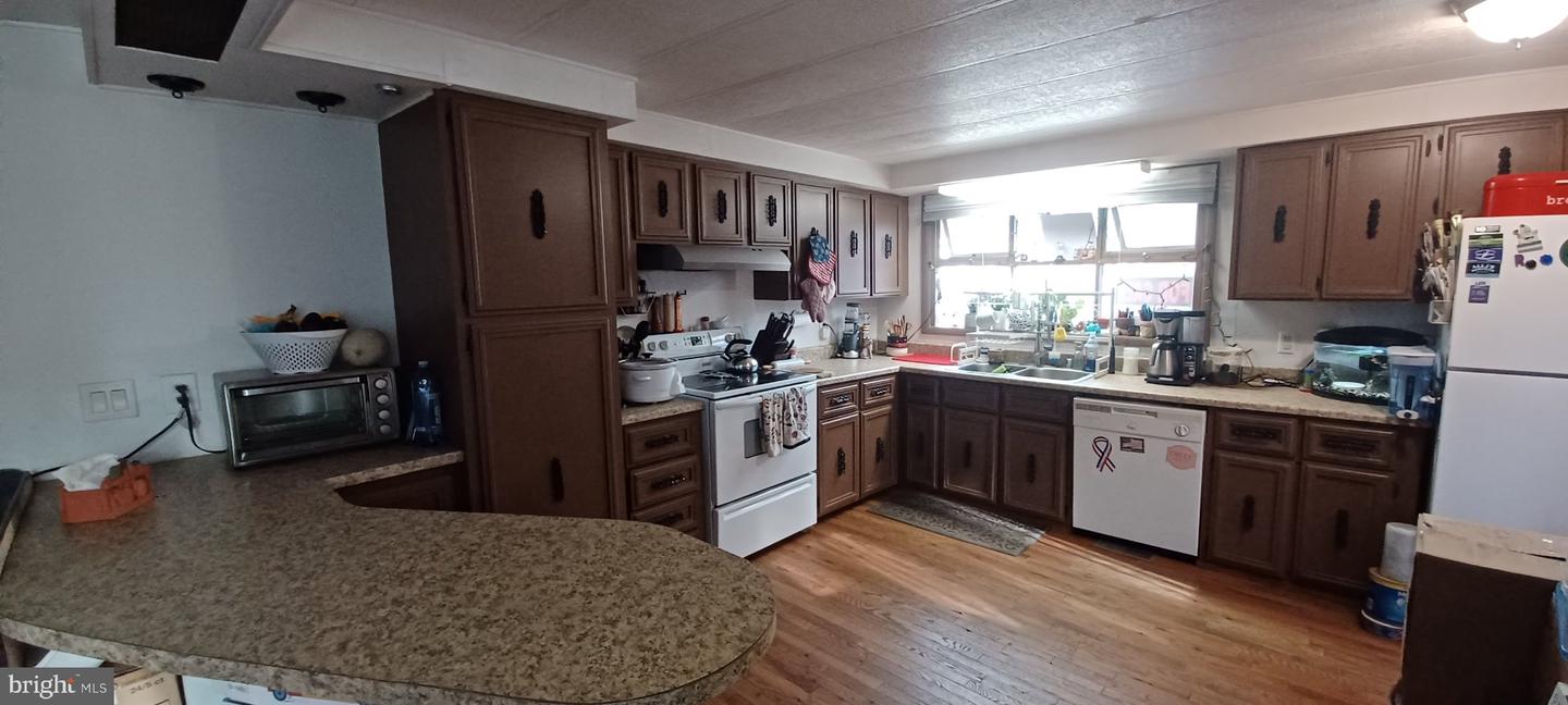 23 C Oakview Ct — photo