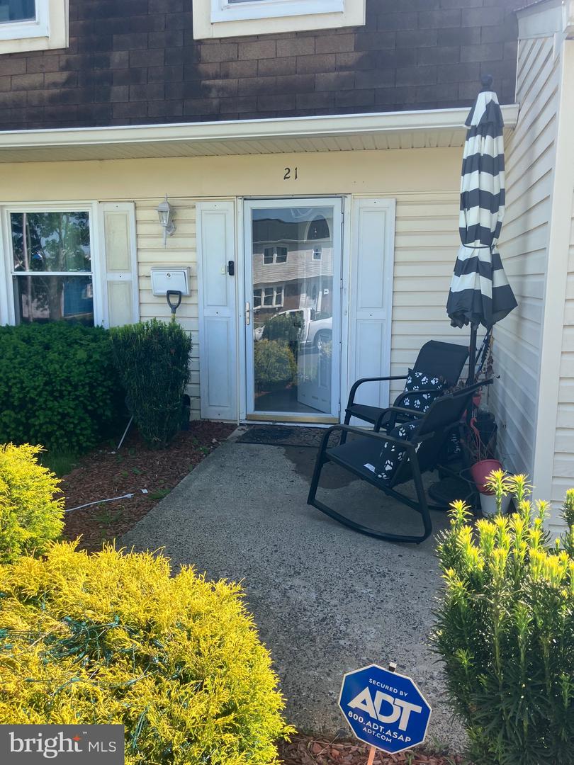 21 Trescott Ln — photo