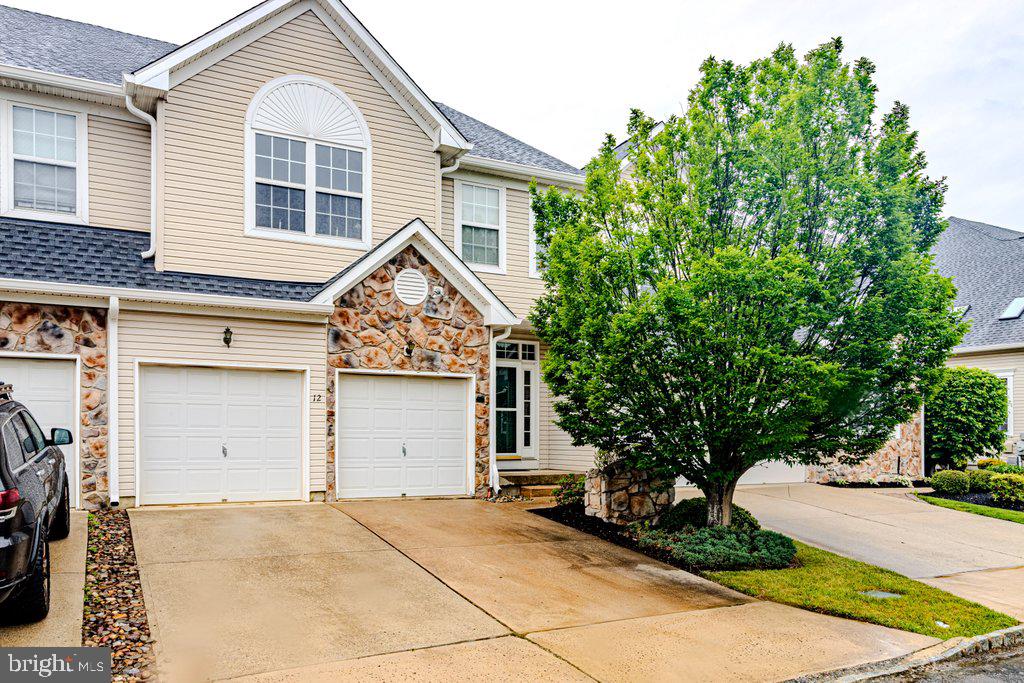 12 Saint Andrews Ct — photo