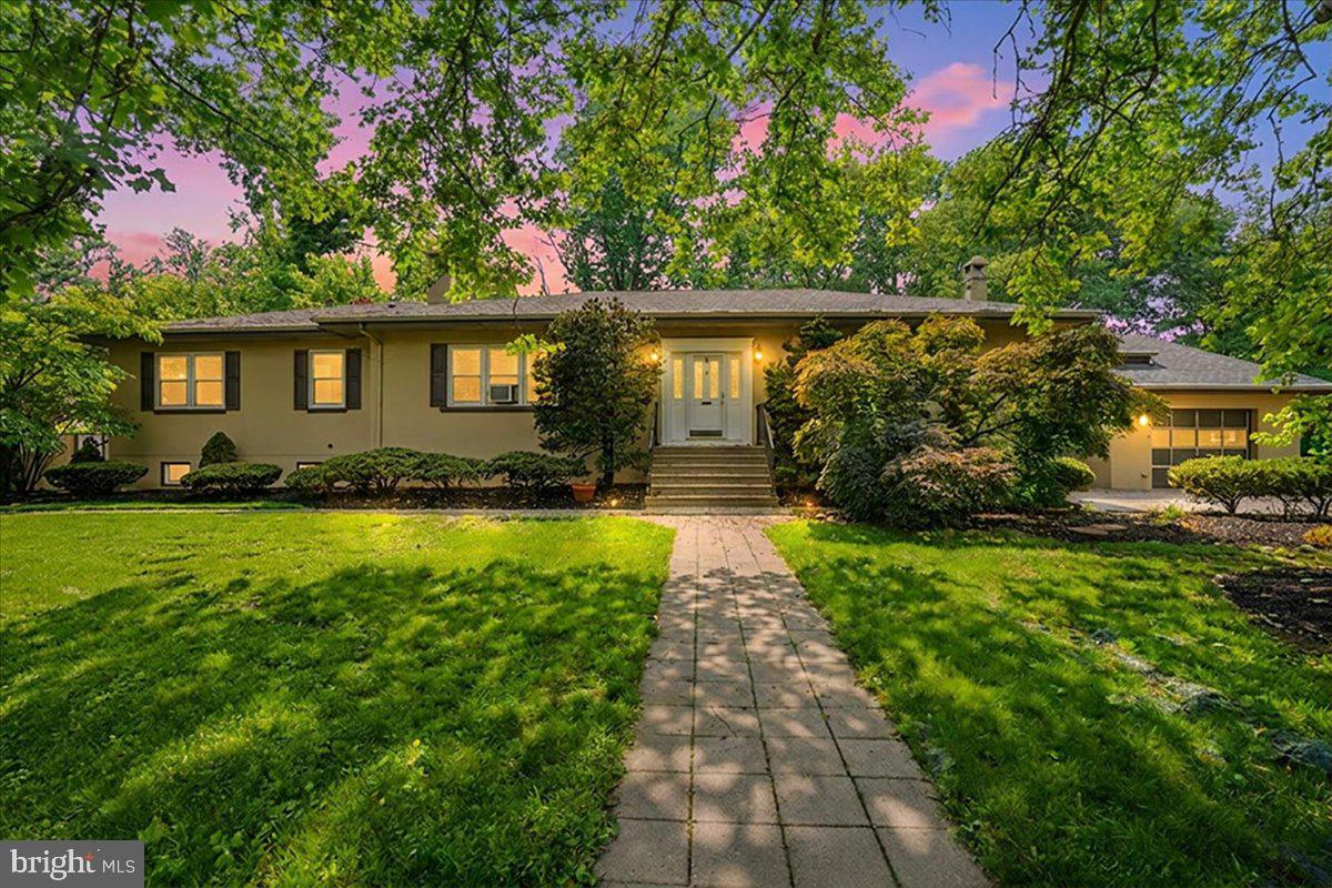 4 Orchard Ave — photo