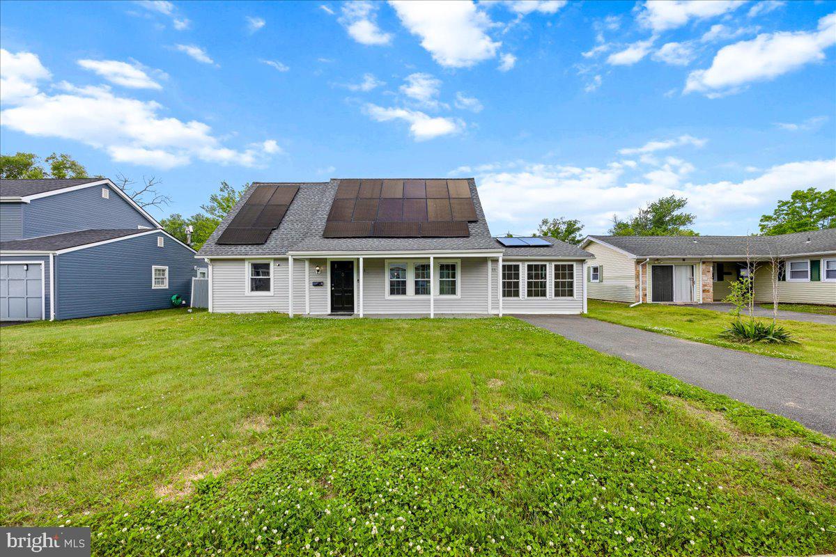 11 Hampton Ln — photo