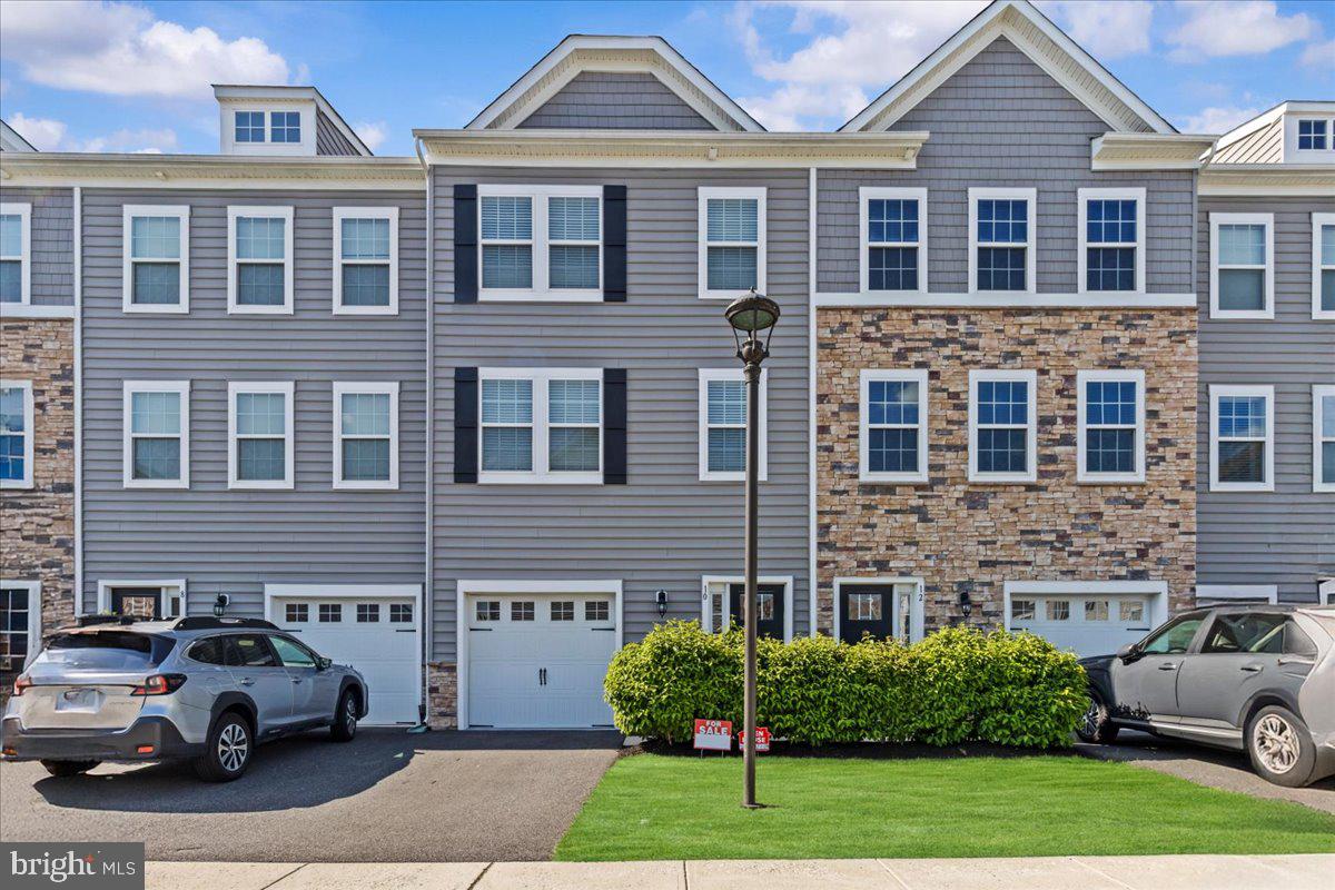 10 Rome Way, Mount Laurel, NJ 08054 — photo 2