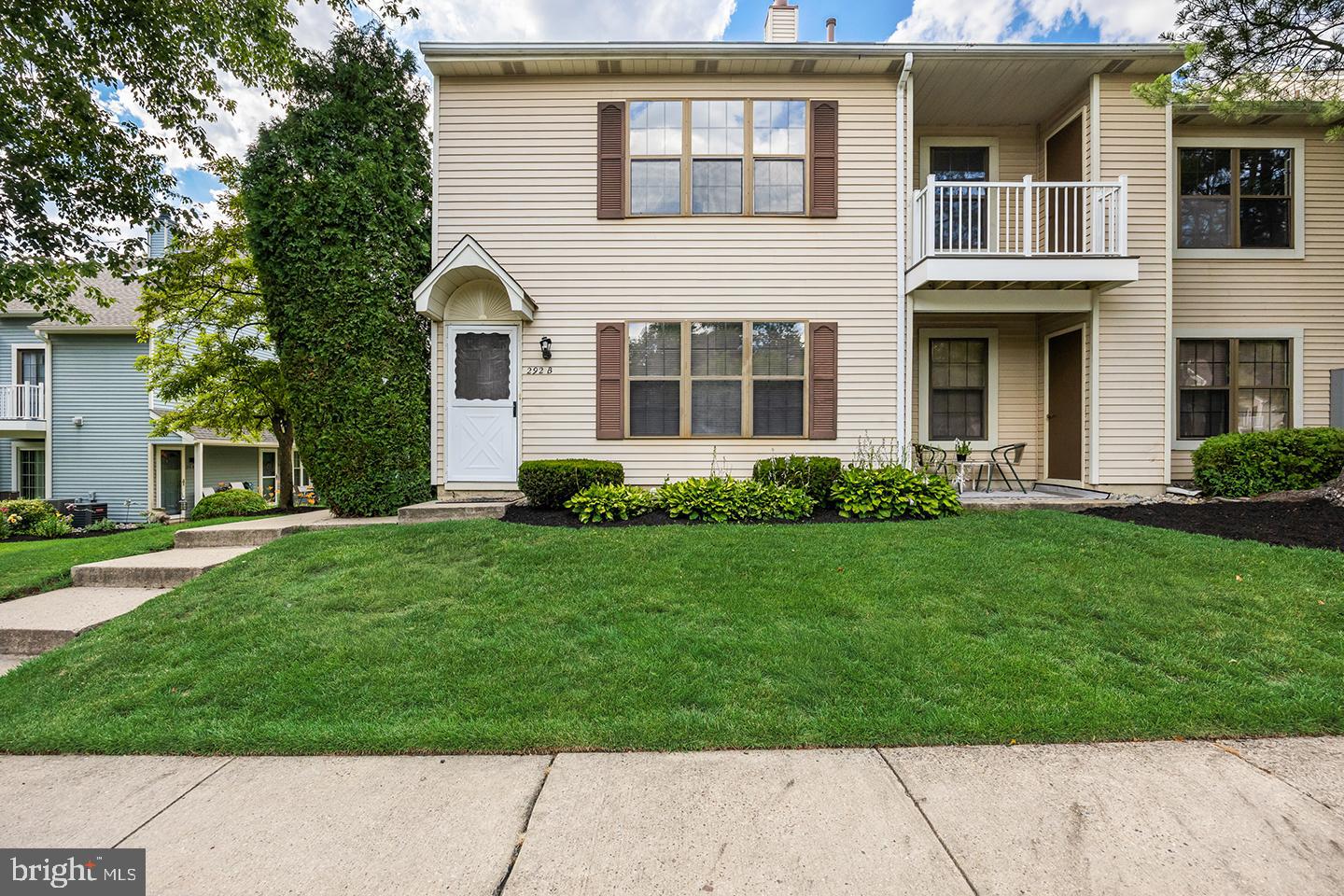 292-B Everly Ct — photo