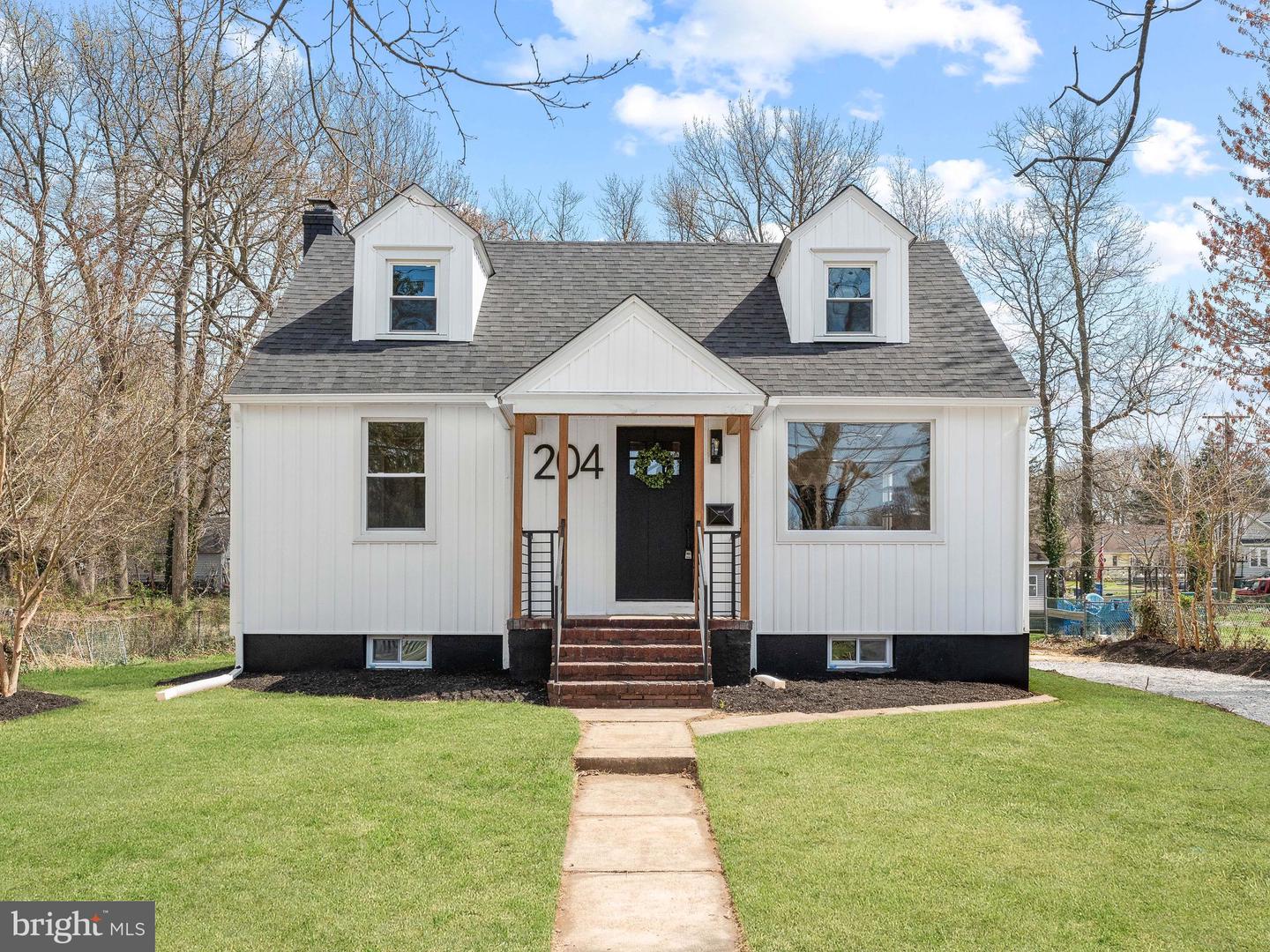 204 E Mill Road, Maple Shade, NJ 08052