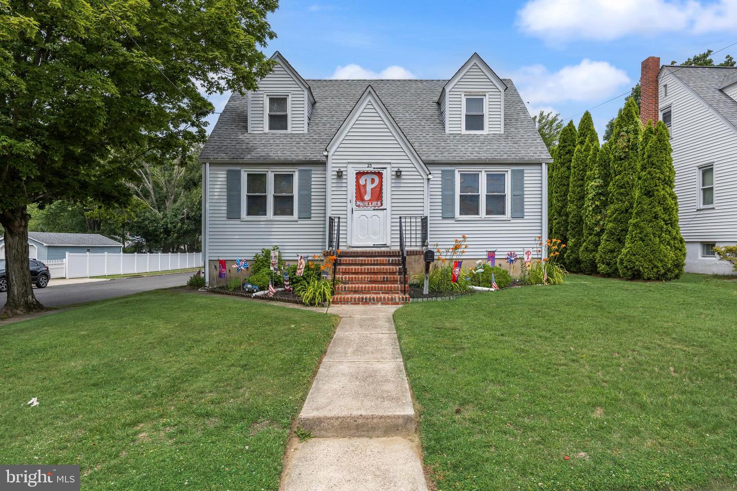 23 W Mill Road, Maple Shade, NJ 08052