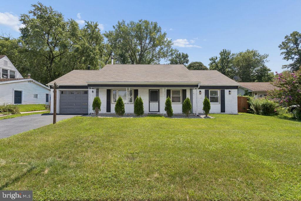 59 Northampton Dr — photo