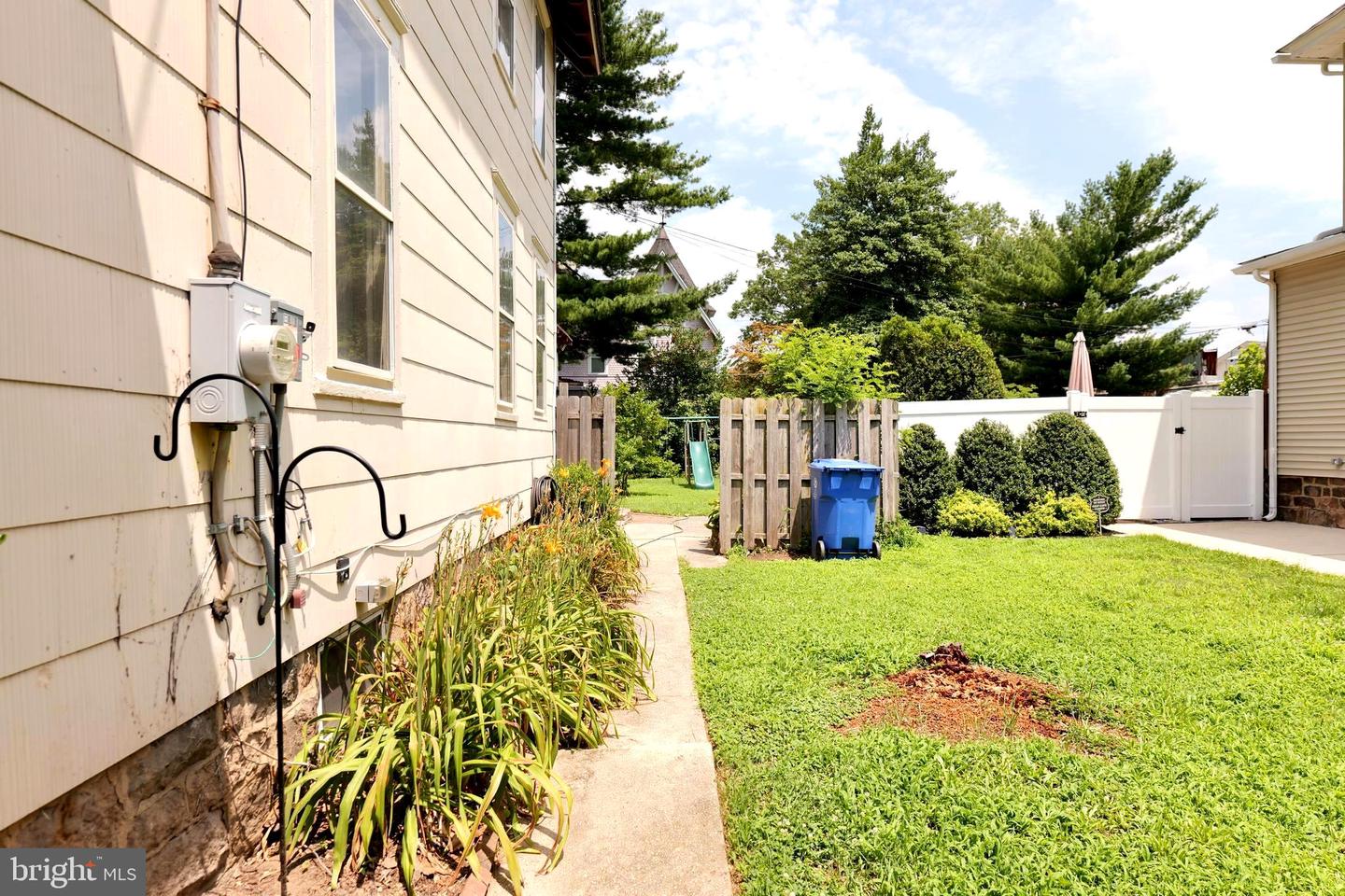513--15 Cinnaminson St — photo