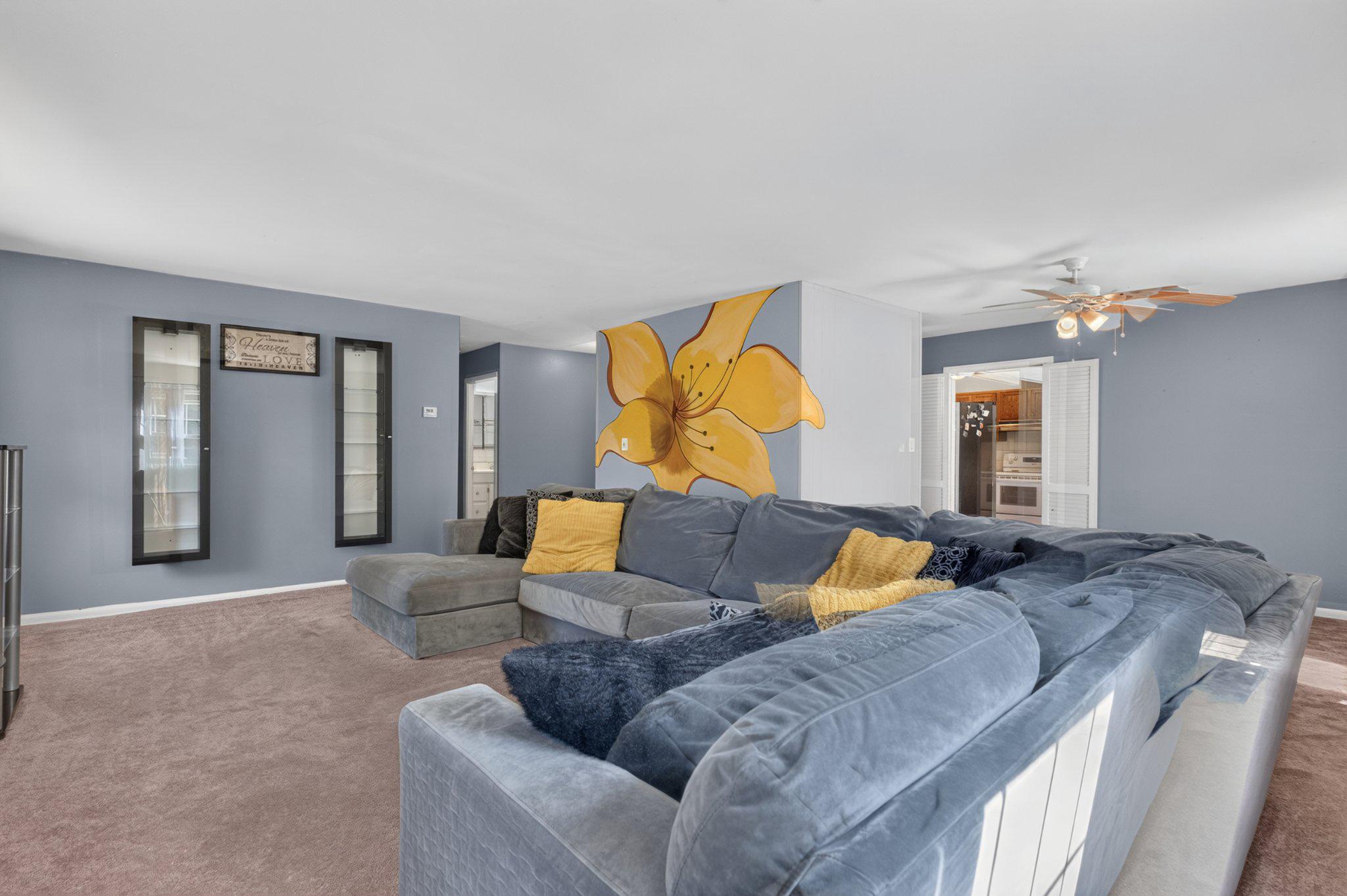 6 Meadowbrook Pl — photo