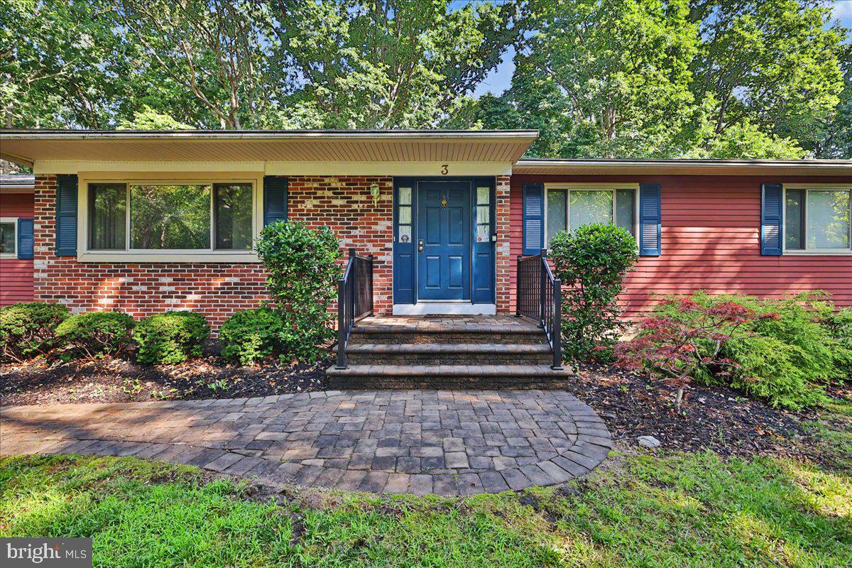 3 Blueberry Road, Shamong, NJ 08088