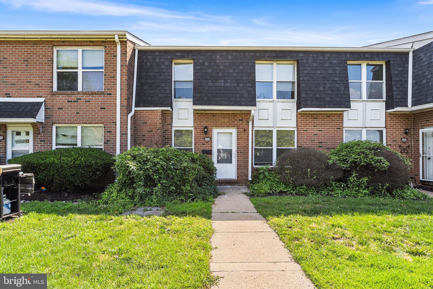 1032 Harbour Dr #1032 — photo