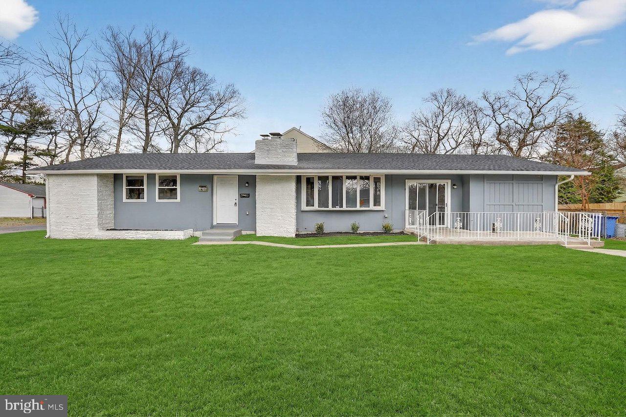1102 Evergreen Blvd — photo