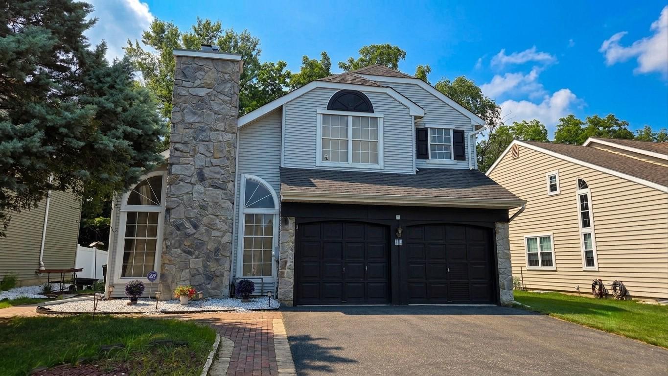 10 Wesley Ln — photo