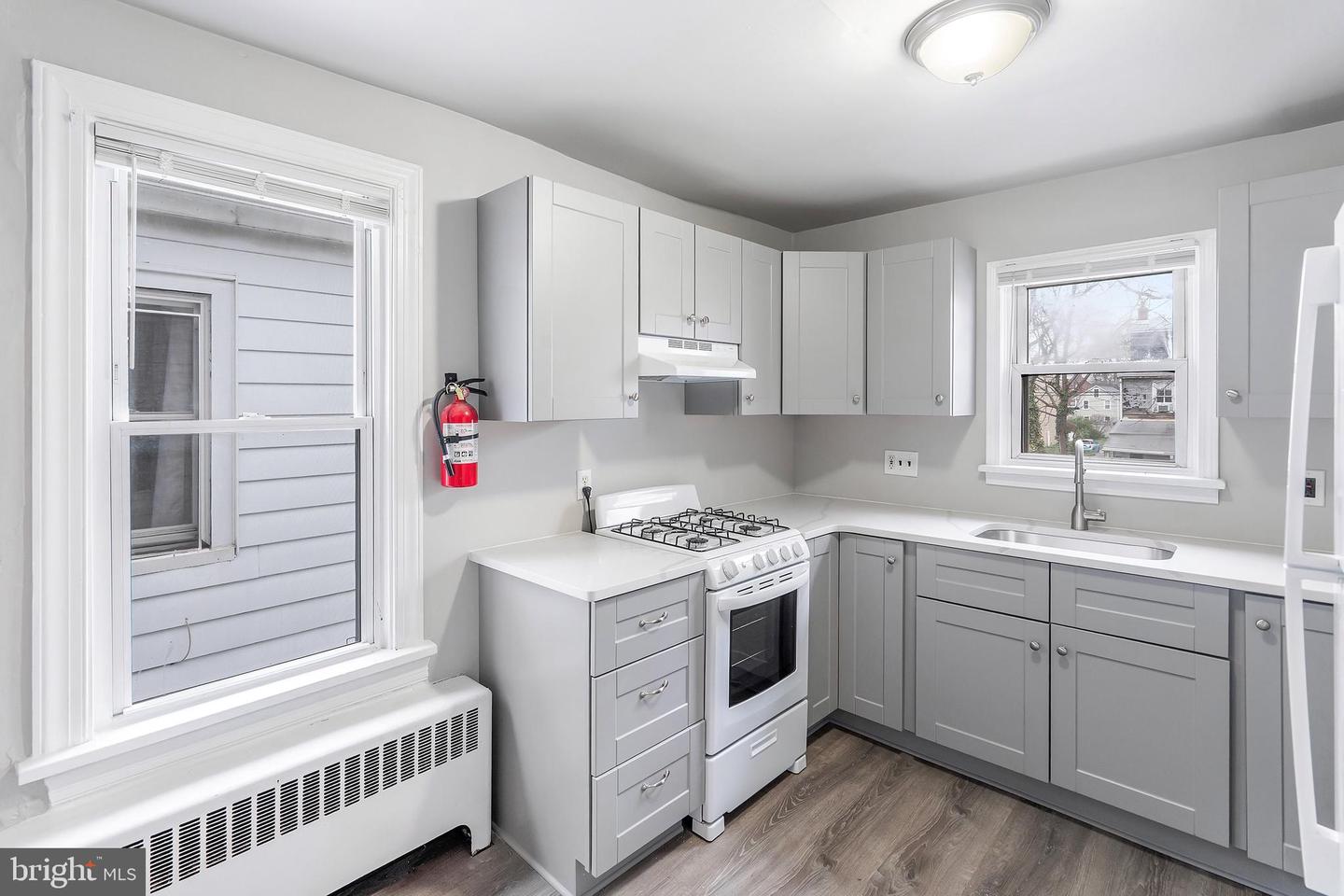 243 Conover St #2 — photo
