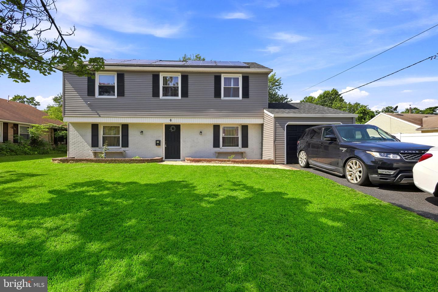 6 Pilgrim Ln — photo