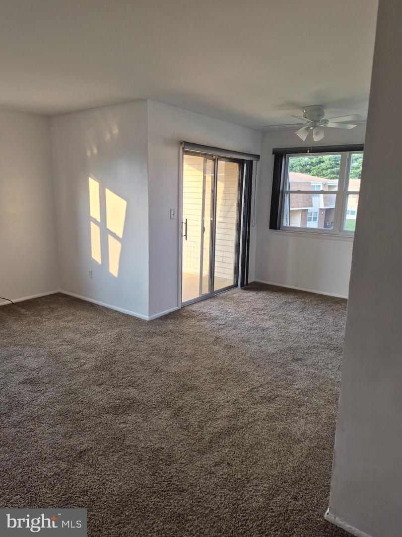 34--8 Florence Tollgate Pl — photo