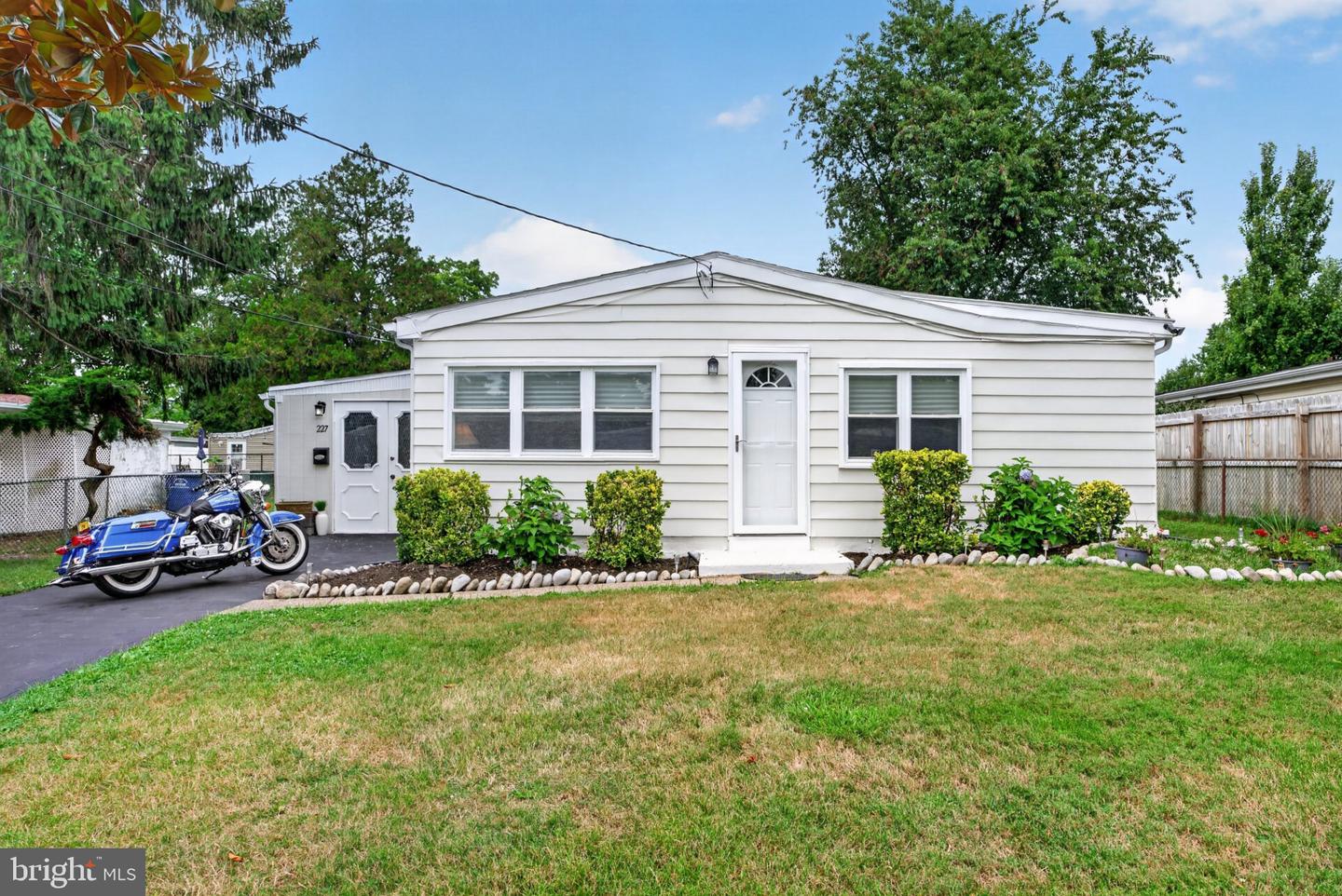 227 Ruth Ave — photo