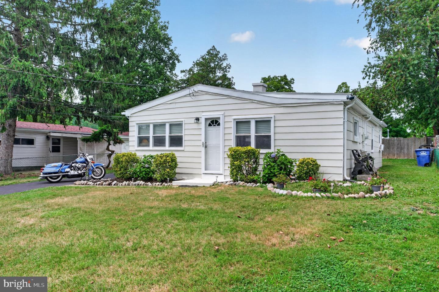 227 Ruth Avenue, Maple Shade, NJ 08052 — photo 2